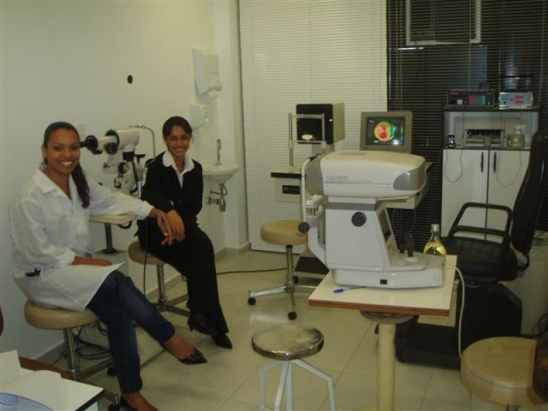 Especialistas em Retina Campo Belo - Especialista em Cirurgia Refrativa